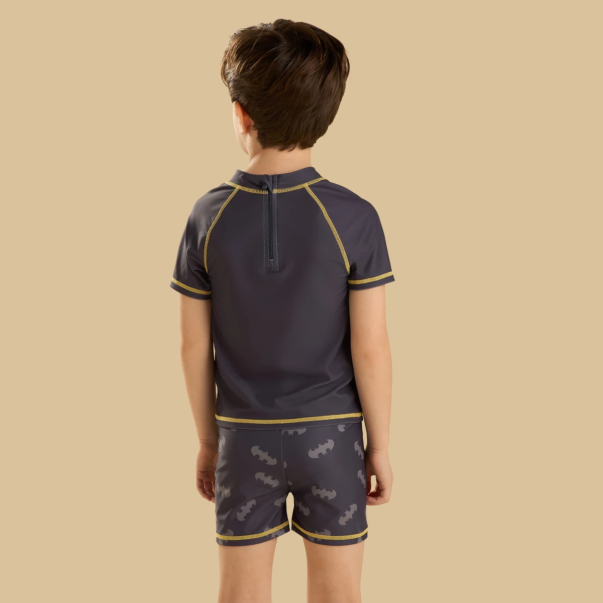 Batman print cotton T-shirt and swim shorts set