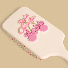 Max minnie mouse embossed hairbrush