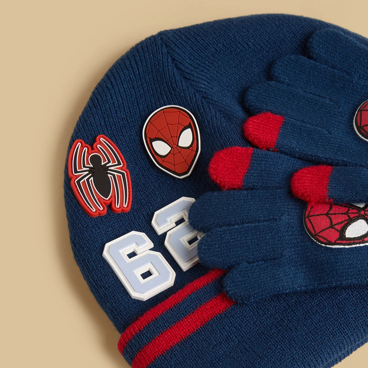 Spiderman print beanie with gloves