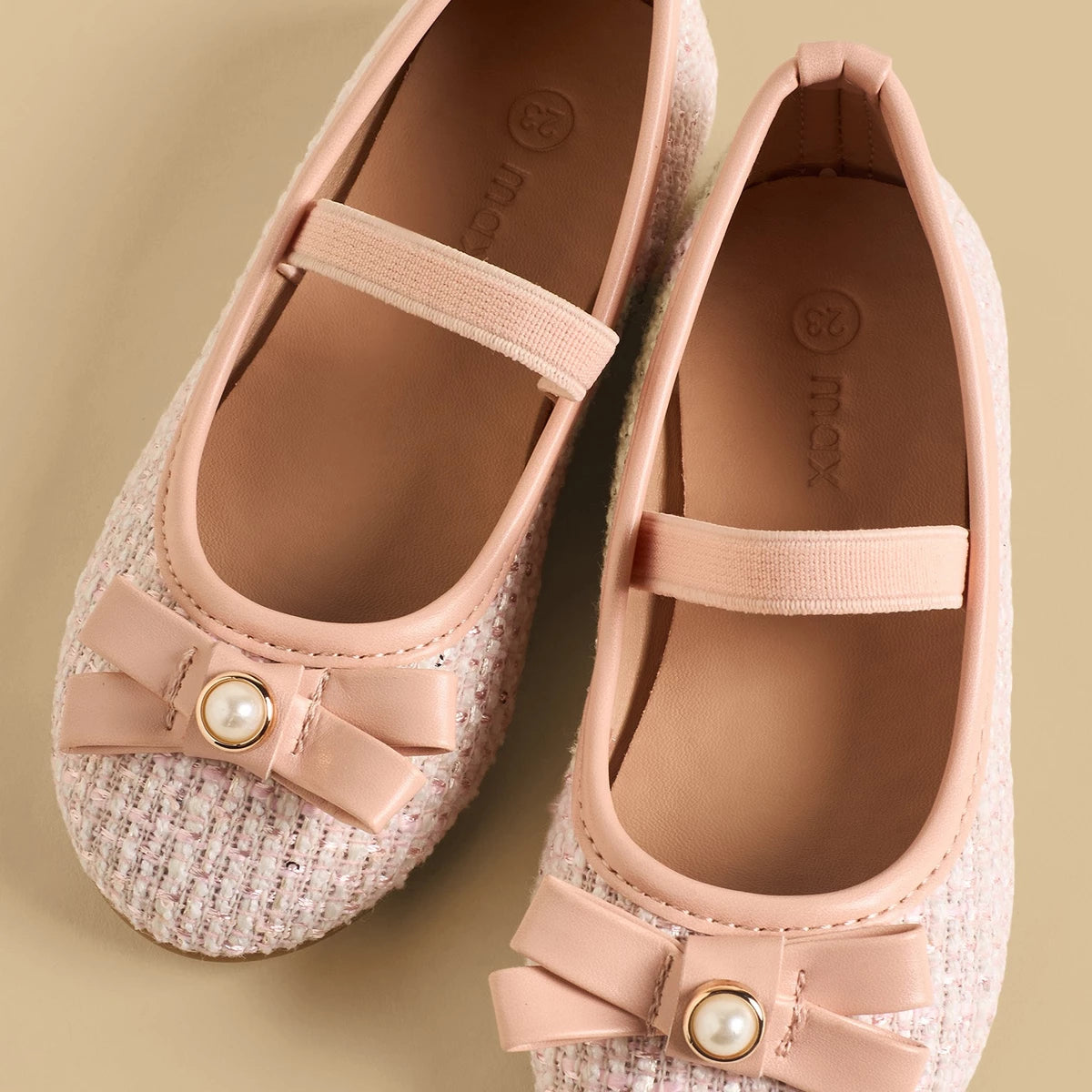 Bow accent ballerina shoes with Elasticated strap
