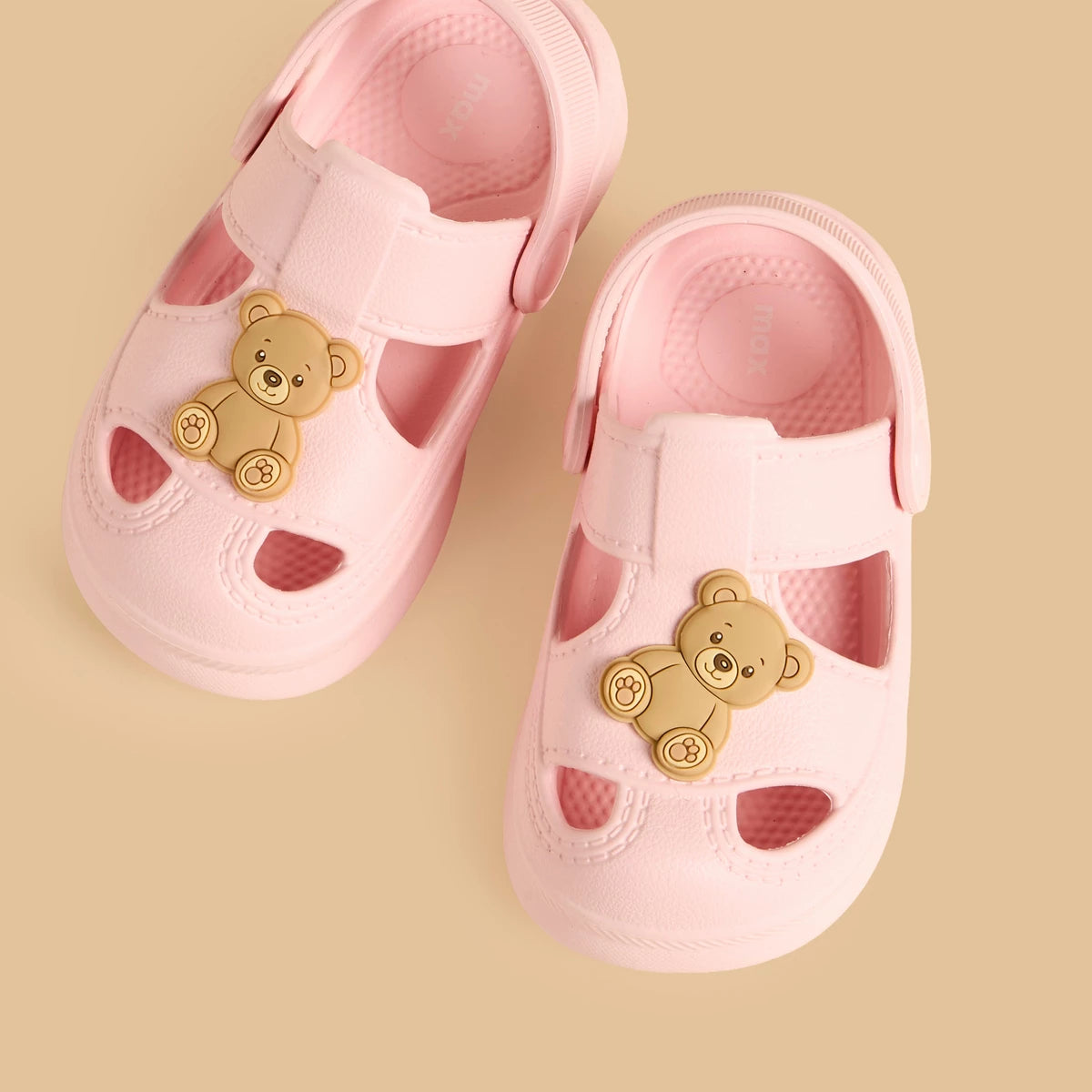 Teddy bear applique clogs with backstrap