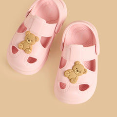Teddy bear applique clogs with backstrap