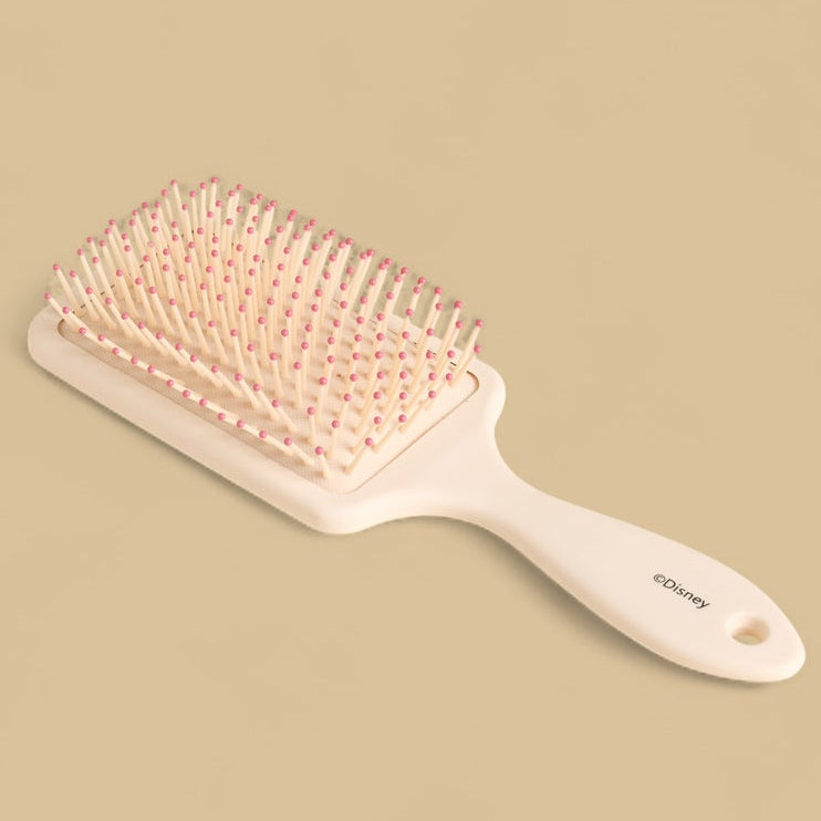 Max minnie mouse embossed hairbrush