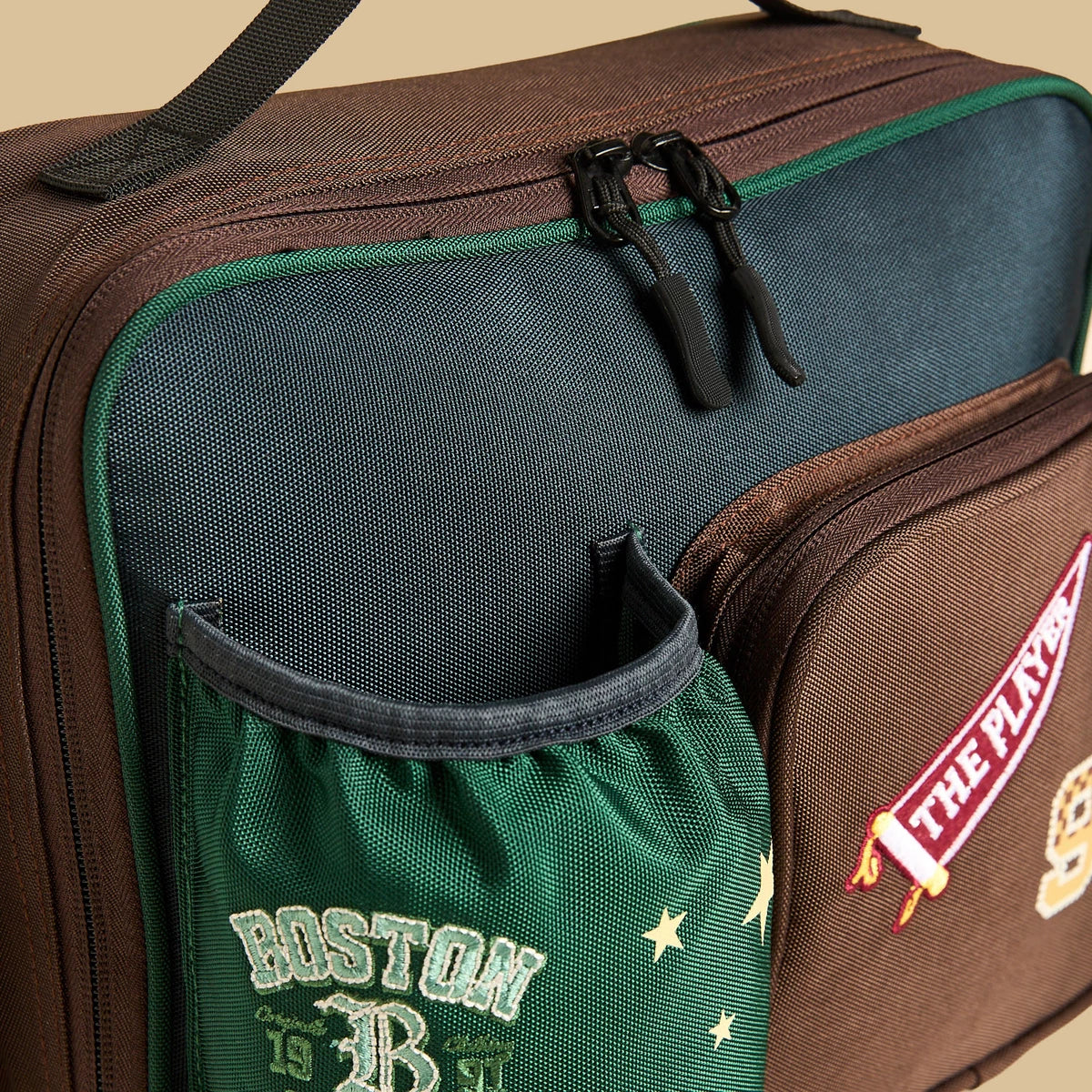 Boston embroidered lunch bag with zip closure