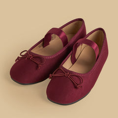 Bow accent ballerina shoes with elastic strap