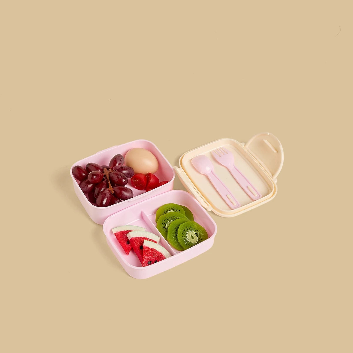 Hello kitty and friends print sandwich box with cutlery