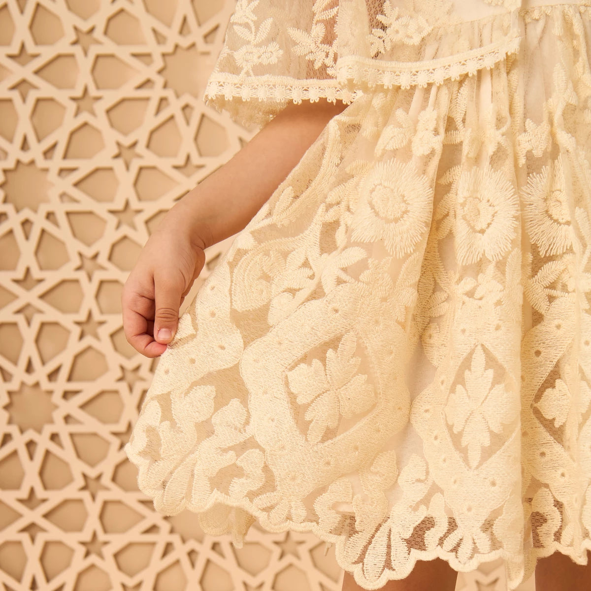 Embroidered dress with cape