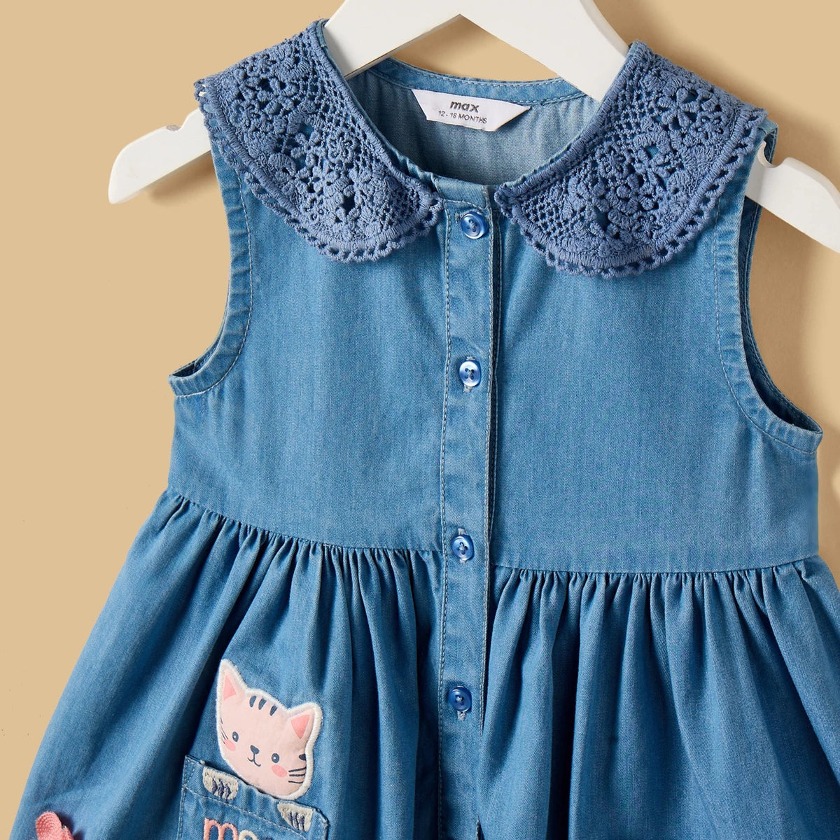 Applique detail sleeveless denim dress