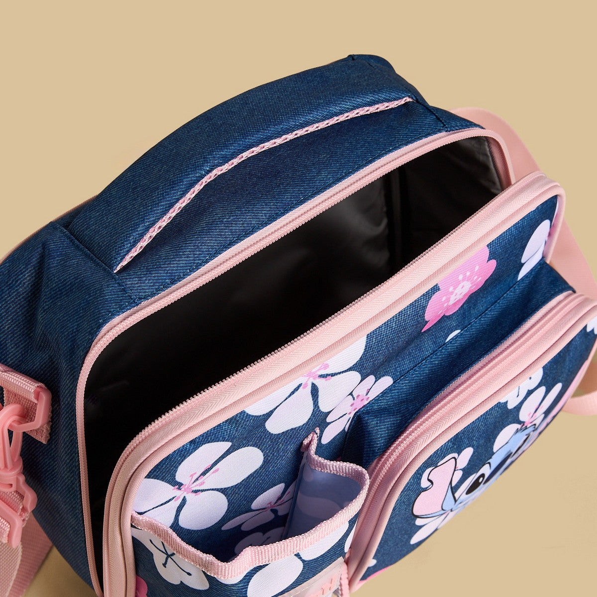 Stitch print lunchbag with zip closure