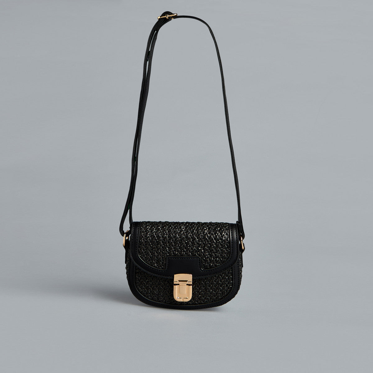 Max Black Women Crossbody Bag with Gold Lock Closure – Stylish and Versatile