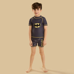 Batman print cotton T-shirt and swim shorts set