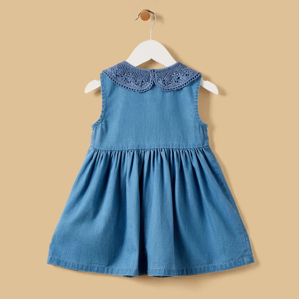 Applique detail sleeveless denim dress