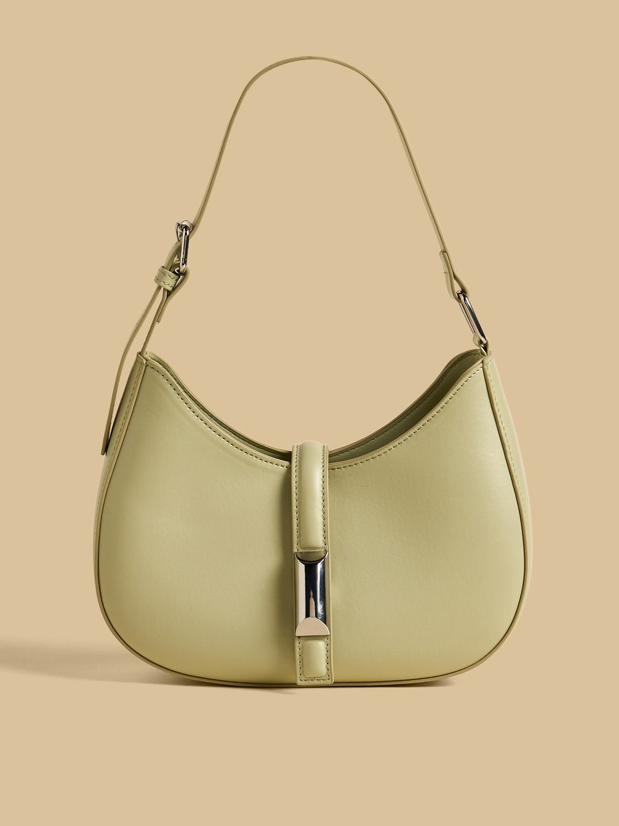 Max shoulder bag with adjustable strap