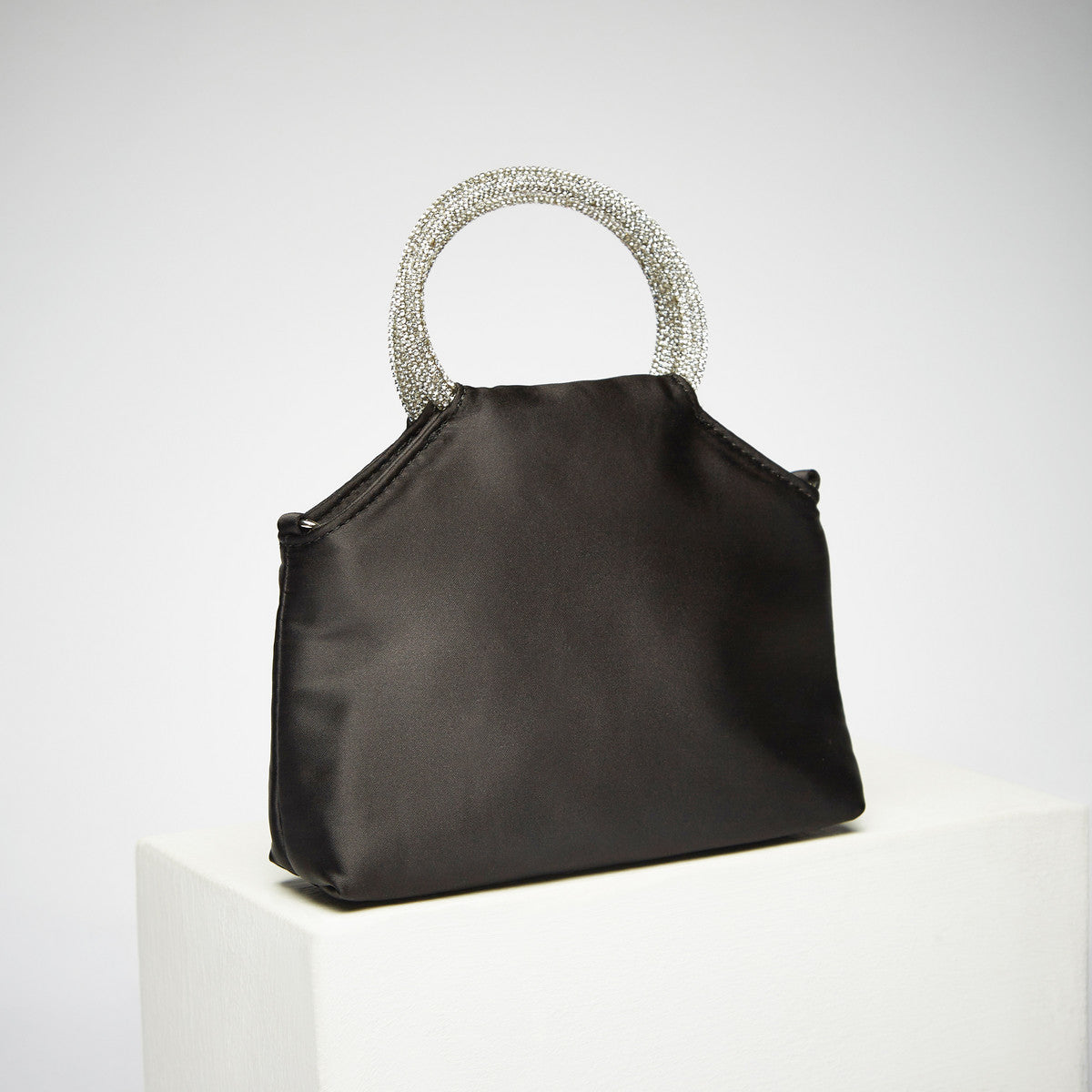 Max Brand Crystal Studded Knot Handle Bag – Black